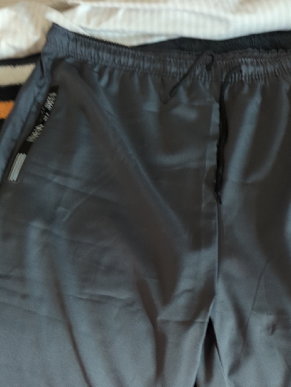 Women's n's Grey Athletic  Pants with Drawstring. 2XL. New